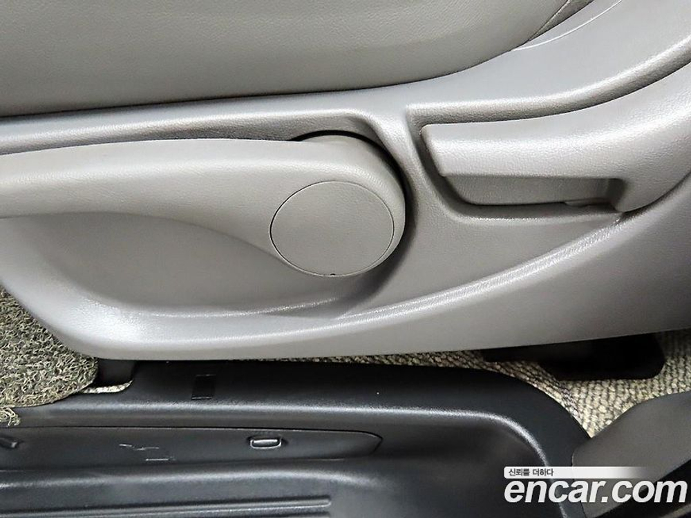 Hyundai The New Grand Starex 하이루프 (08.2020)