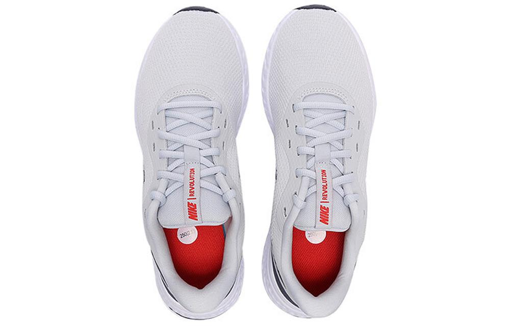Кроссовки Nike Revolution 5