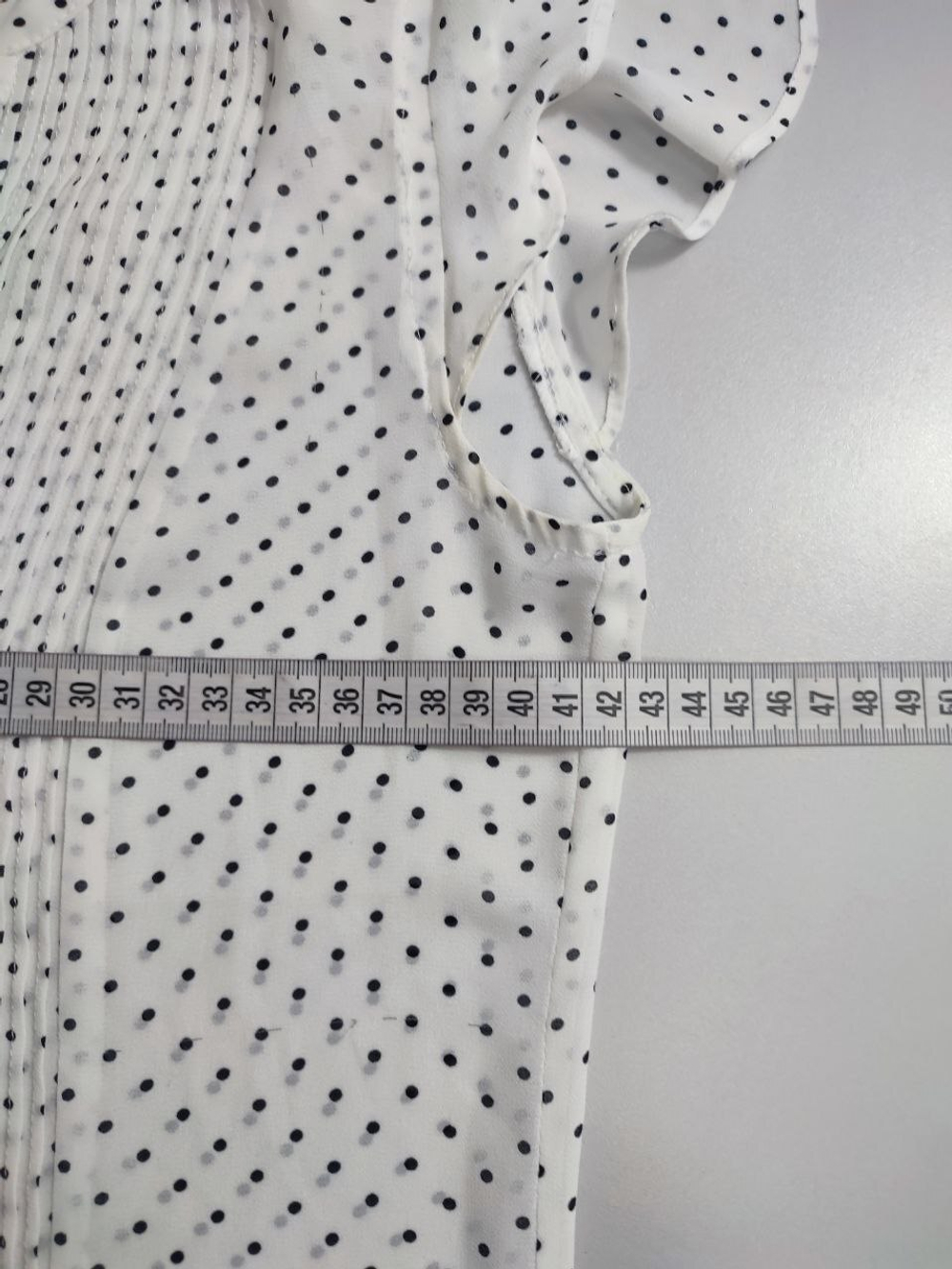 Блузка H&M в мелкий горох 38 размер