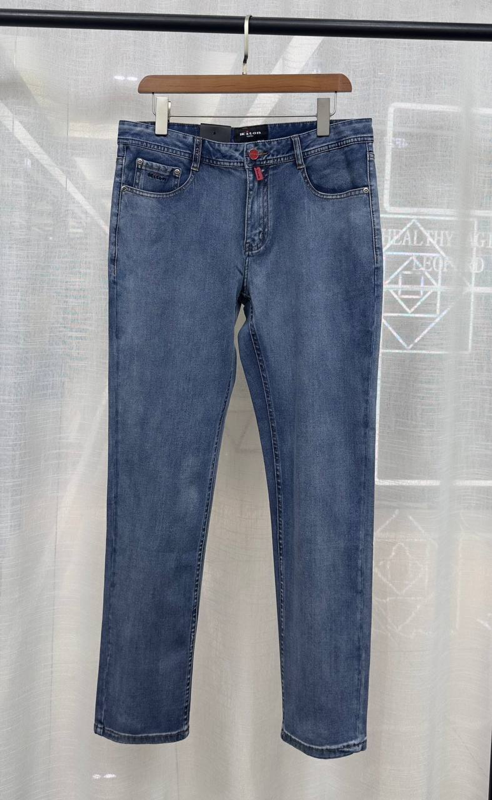 Джинсы Kiton
