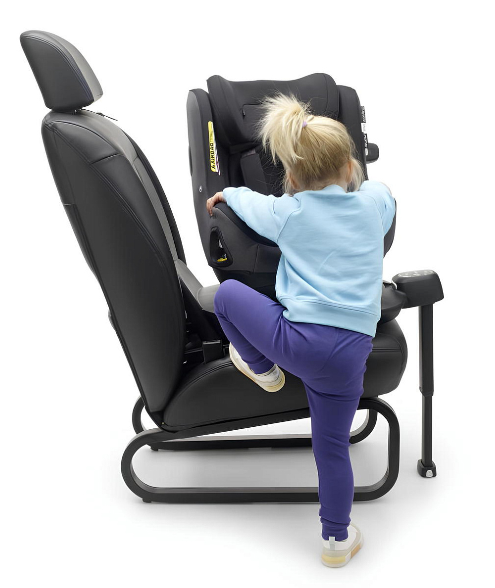 Автокресло Bugaboo Owl by Nuna с базой Isofix 360 Black