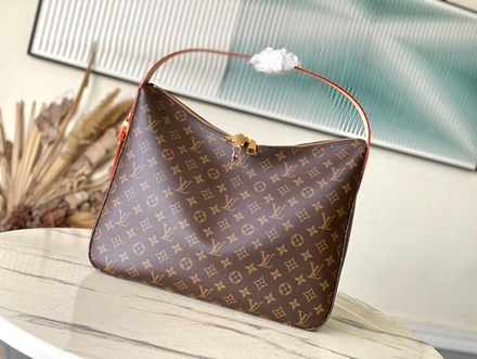 Louis Vuitton Slouchy MM