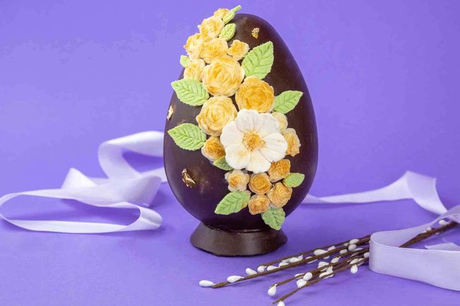 Пасхальное шоколадное яйцо &quot;Весенний букет&quot;, 600 г