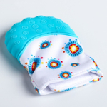 4513790 Прорезыватель рукавичка «Овечка», на липучке, цвет МИКС