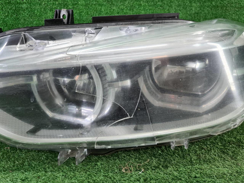 Битая Фара левая BMW 3er F30 (2015-2020) LED