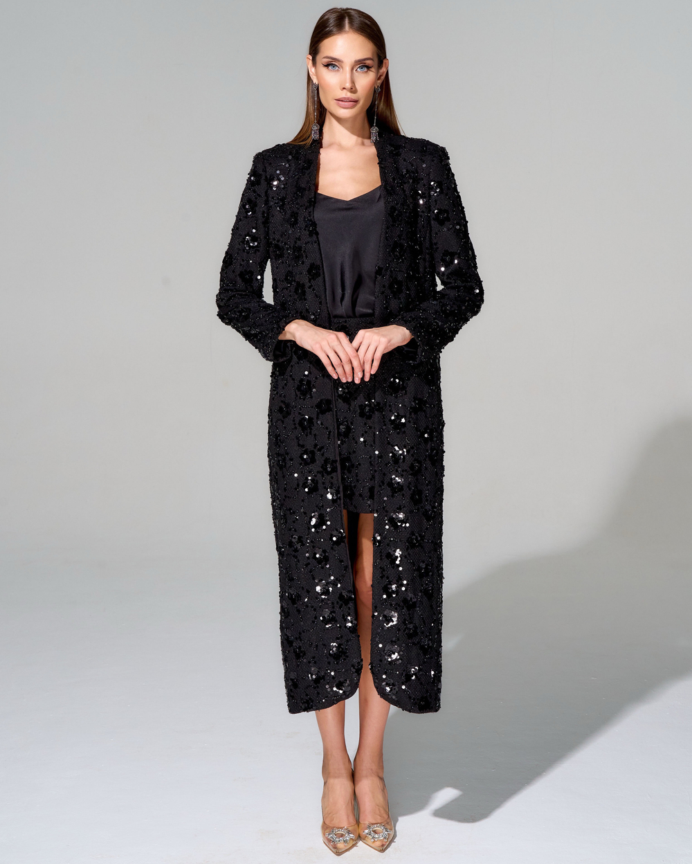 Удлиненный кардиган из премиального твида с вышивкой стеклянным бисером