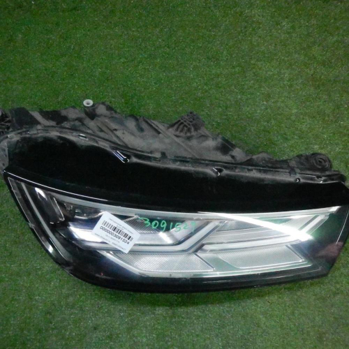 Фара правая Audi Q5 (2017-2020) LED