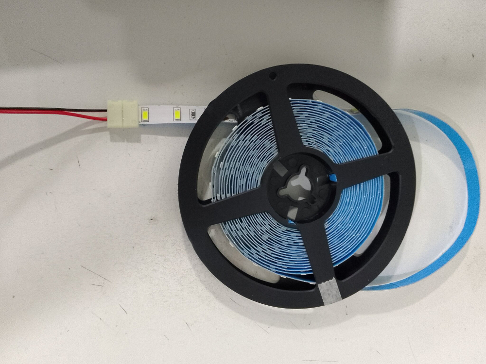 Светодиодная лента Ecola LED strip 4.8W/m 12V IP20 8mm 60Led/m 6000K 1200Lm/m на катушке 5м.