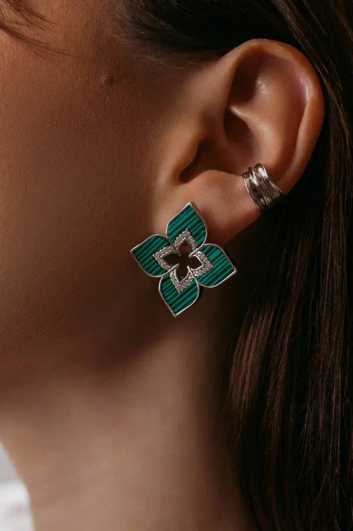 Серьги "TRUE FLOWERS" с малахитом в серебре