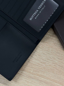 Обложка на паспорт Bottega Veneta