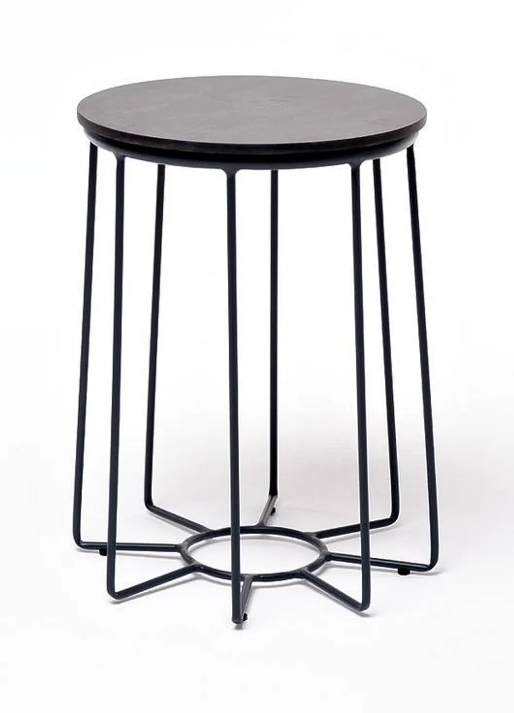 "Эквадор" журнальный стол из HPL круглый Ø40 H55, каркас из алюминия темно-серый (RAL 7024) муар, цвет столешницы "серый гранит"