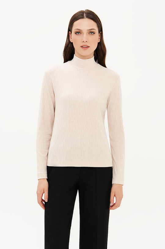 23343 Водолазка женская (бежевый)