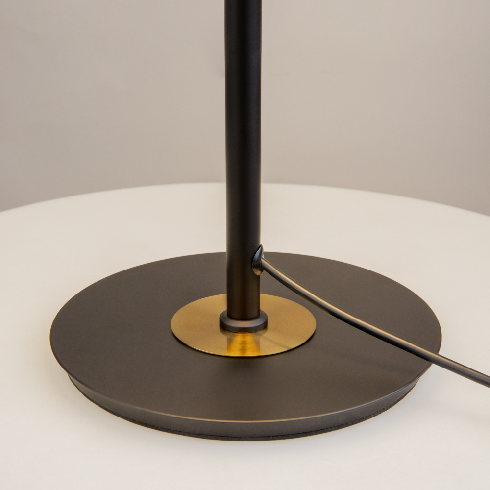 Настольный светильник Maytoni MOD348TL-L14BBS3K