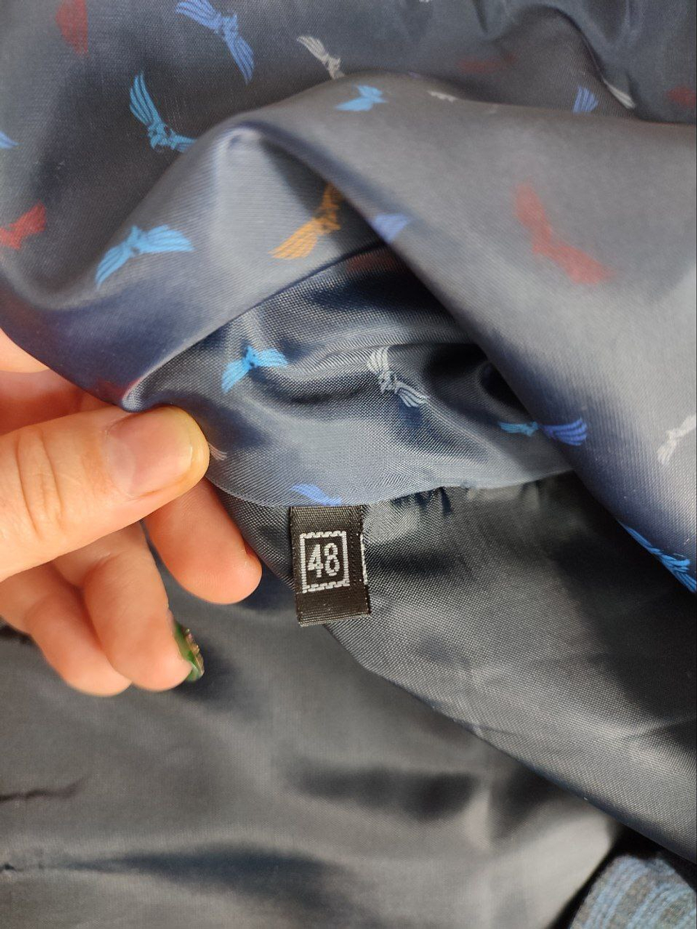 Жилетка в модную клетку, визуально на 48 размер