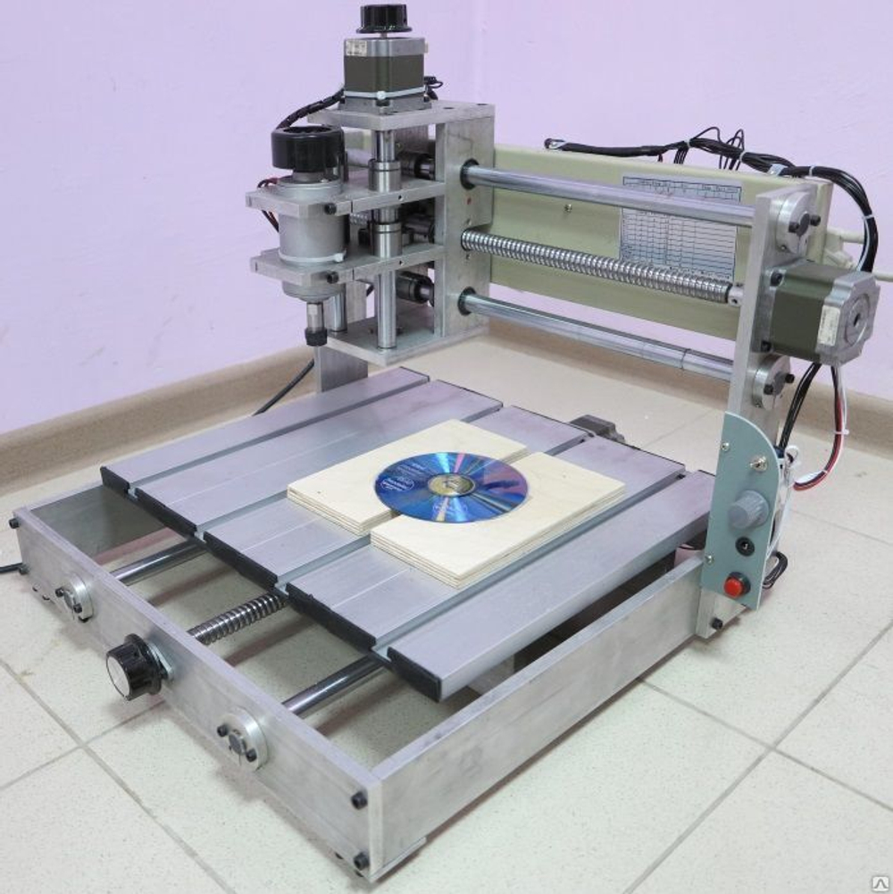 Гравировально-фрезерный станок Моделист CNC-2535AL2