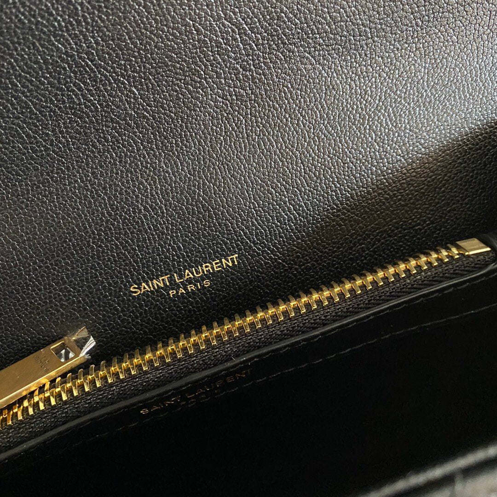 Yves Saint Laurent College 24 cm