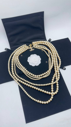 Бусы CHANEL