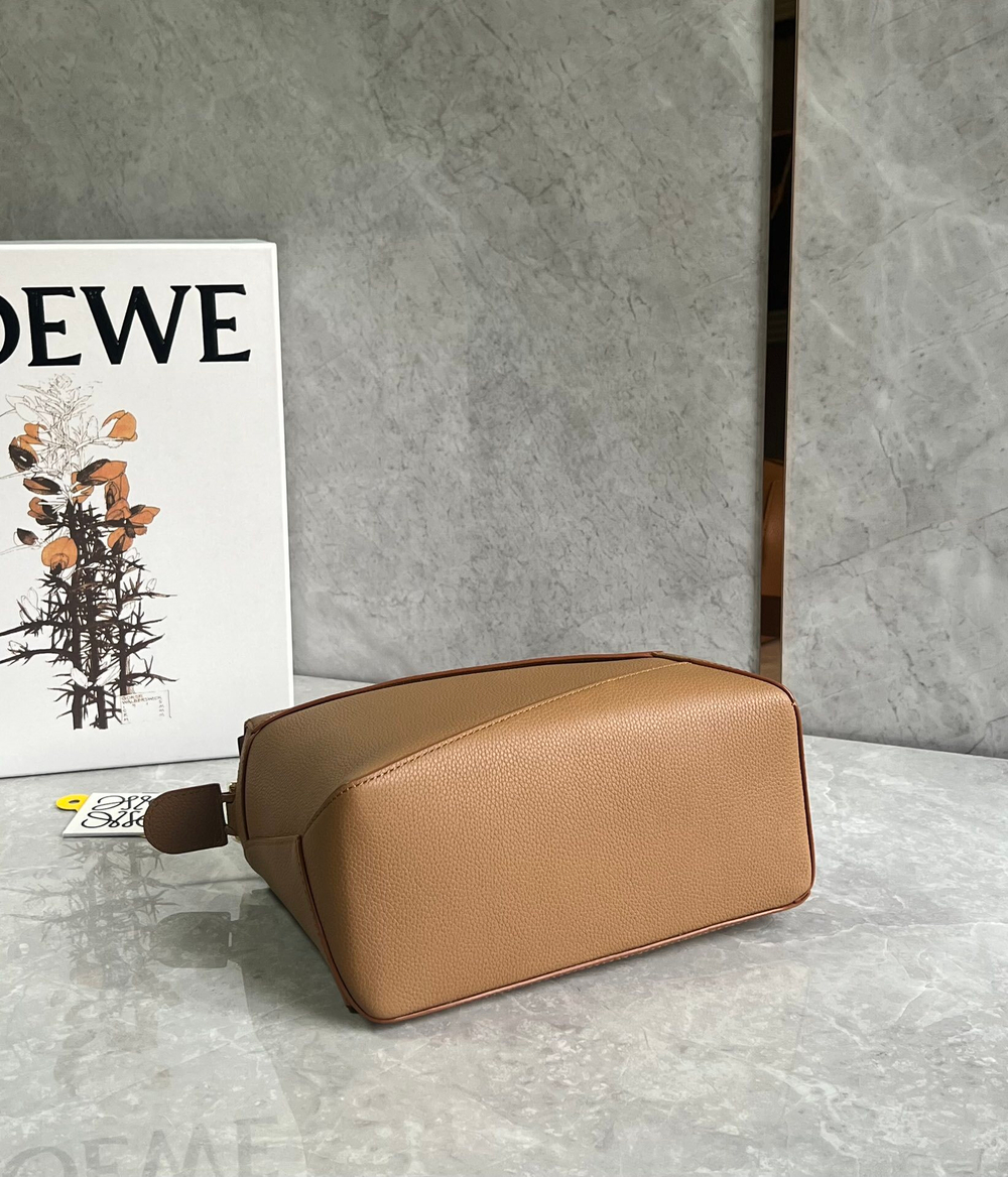 Loewe Small Puzzle 24 cm