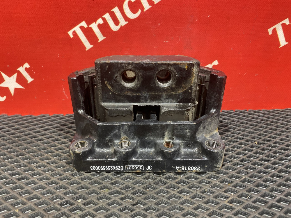 Подушка двигателя передняя 2023г