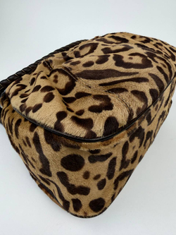 Сумка Valentino Garavani Leopard Pony Hair Leather Shoulder Bag Beige