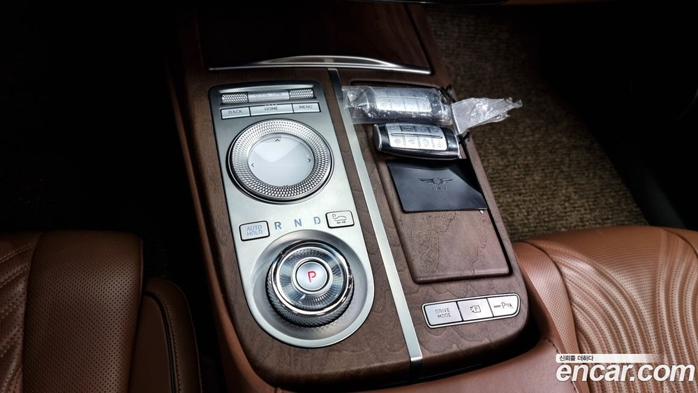 Genesis G80 (RG3) Бензин 2.5 Turbo AWD (07.2020)