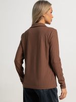 Лонгслив с воротничком Ритм жизни (коричневый) Б15618-6М LT Collection