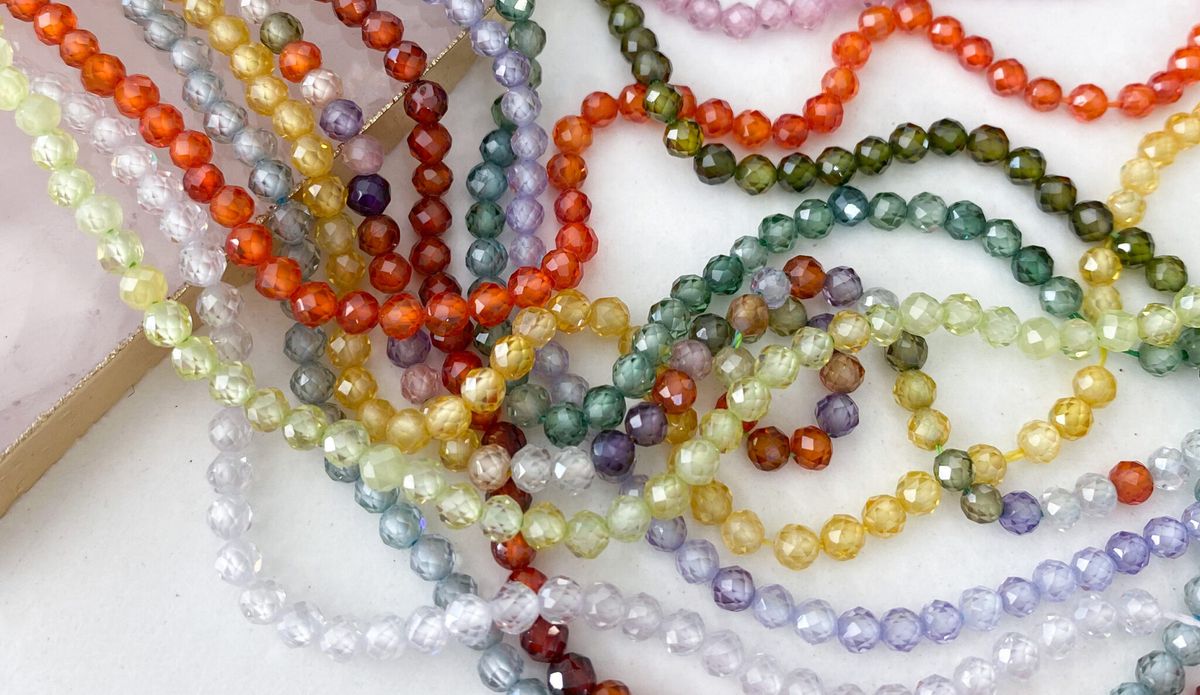 Циркон, цирконий, фианит? Циркон, цирконий, фианит?