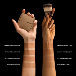 Hourglass Ambient® Lighting Bronzer - Radiant Bronze Light
