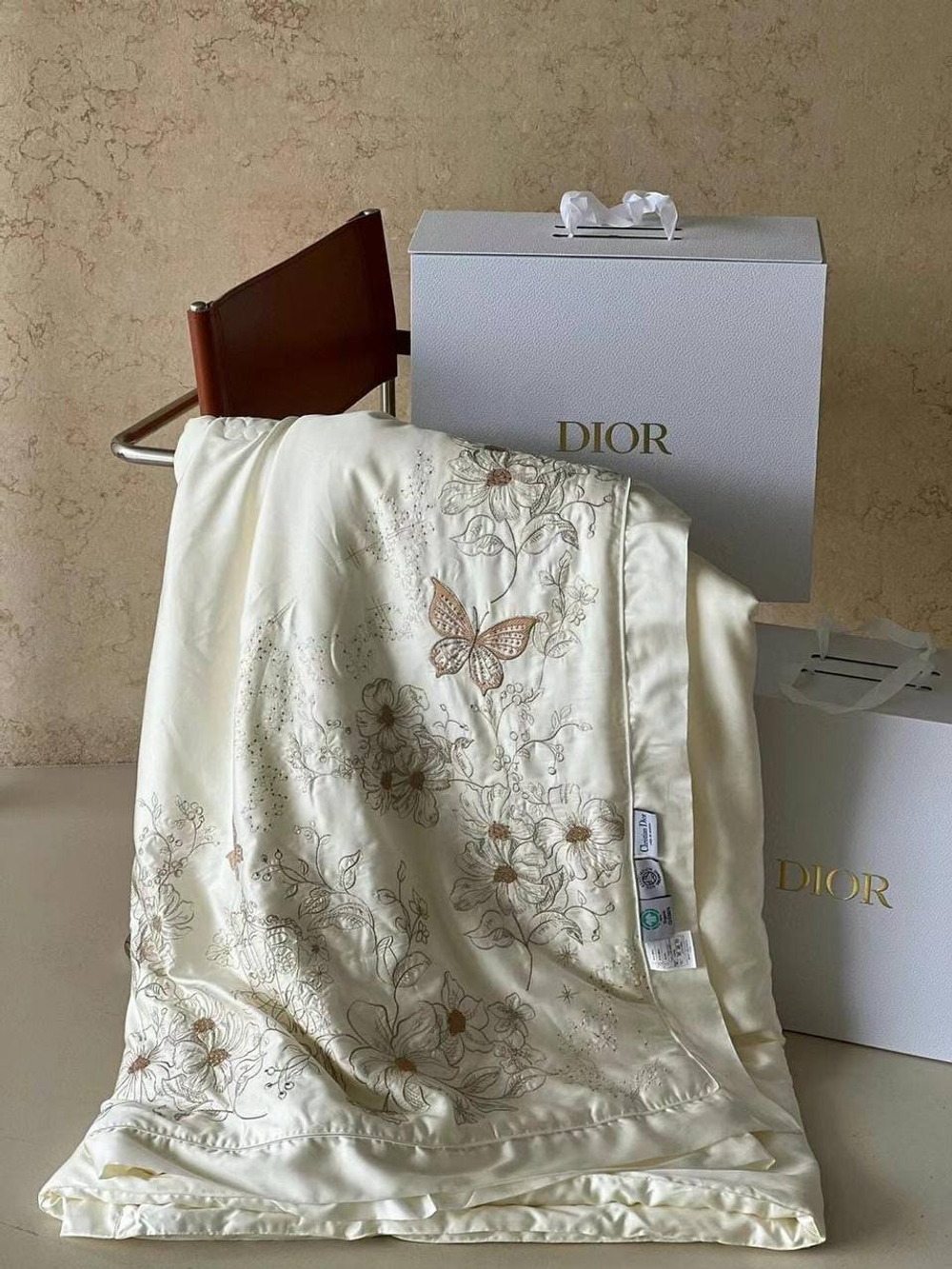 Одеяло Dior