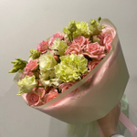 Зелено-розовый букет