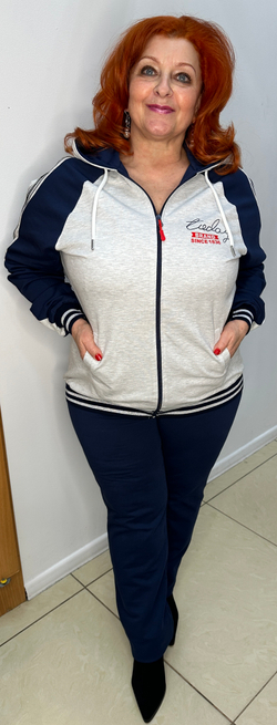 Комбинированный коттоновый спортивный костюм