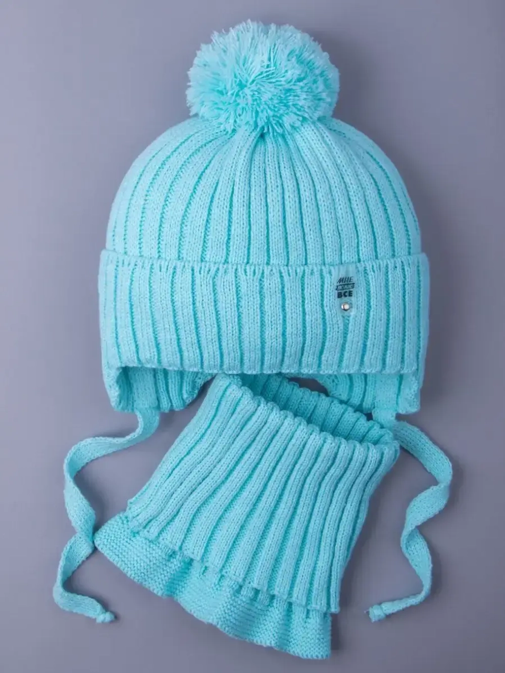 Шапка для девочки осенняя и снуд вязаные