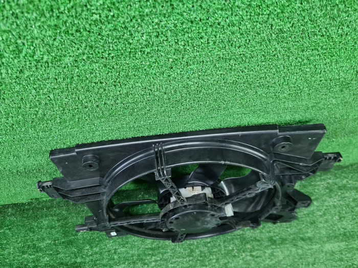 Диффузор с вентилятором Renault Logan 2 (2014-2022)