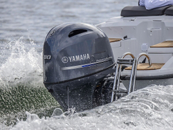 4х-тактный лодочный мотор YAMAHA F80DETL