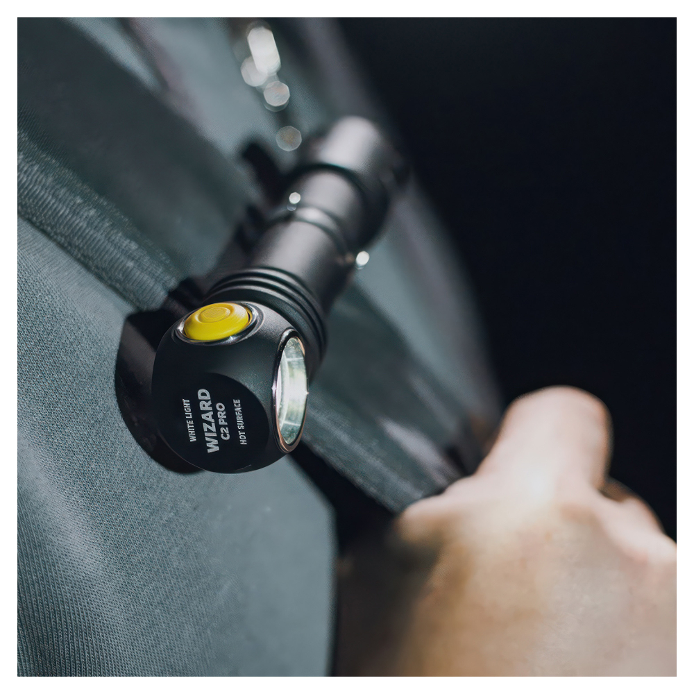 Фонарь Armytek Wizard C2 Pro XHP50.2 Magnet USB (теплый свет) (ABM) — совместимость с различными креплениями для универсального использования.