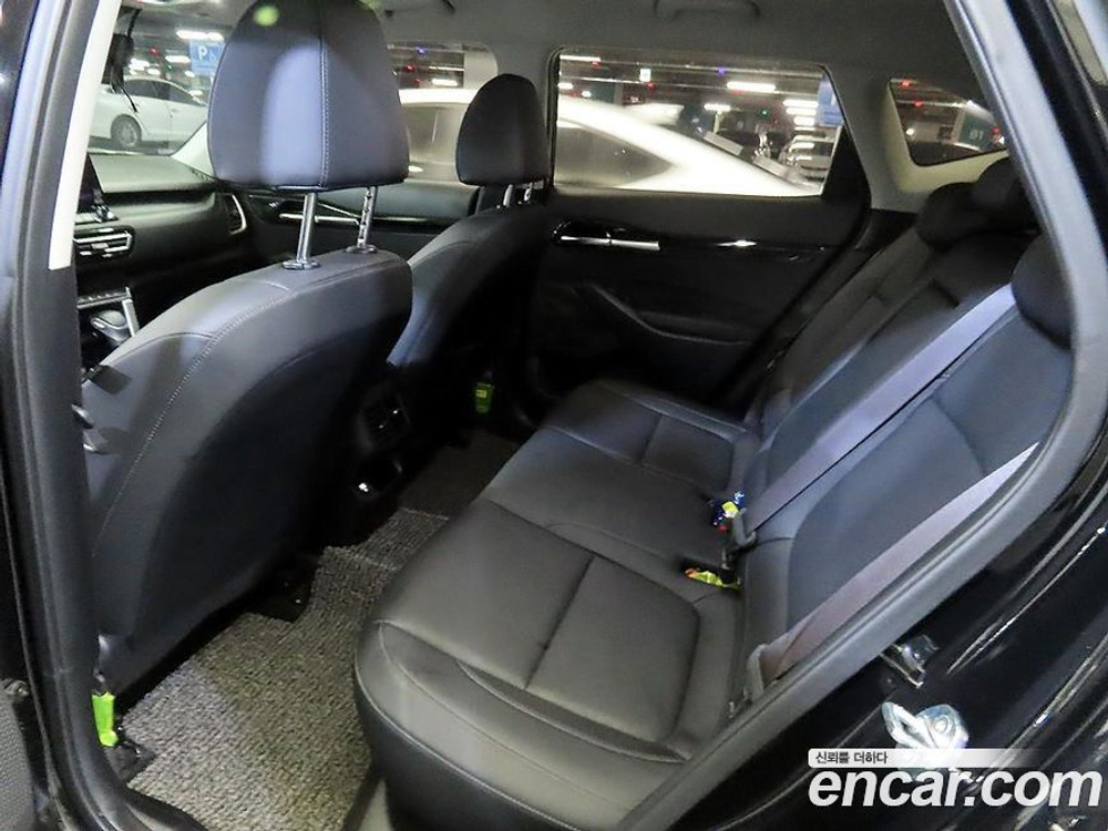 Kia Seltos Бензин 1.6 Turbo 4WD (01.2022)