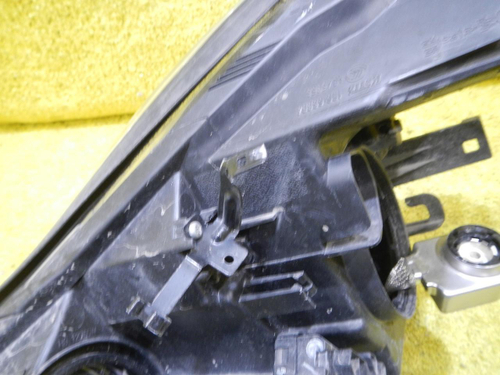 Фара правая Infiniti EX QX50 (J50) (2007-2017) ксенон