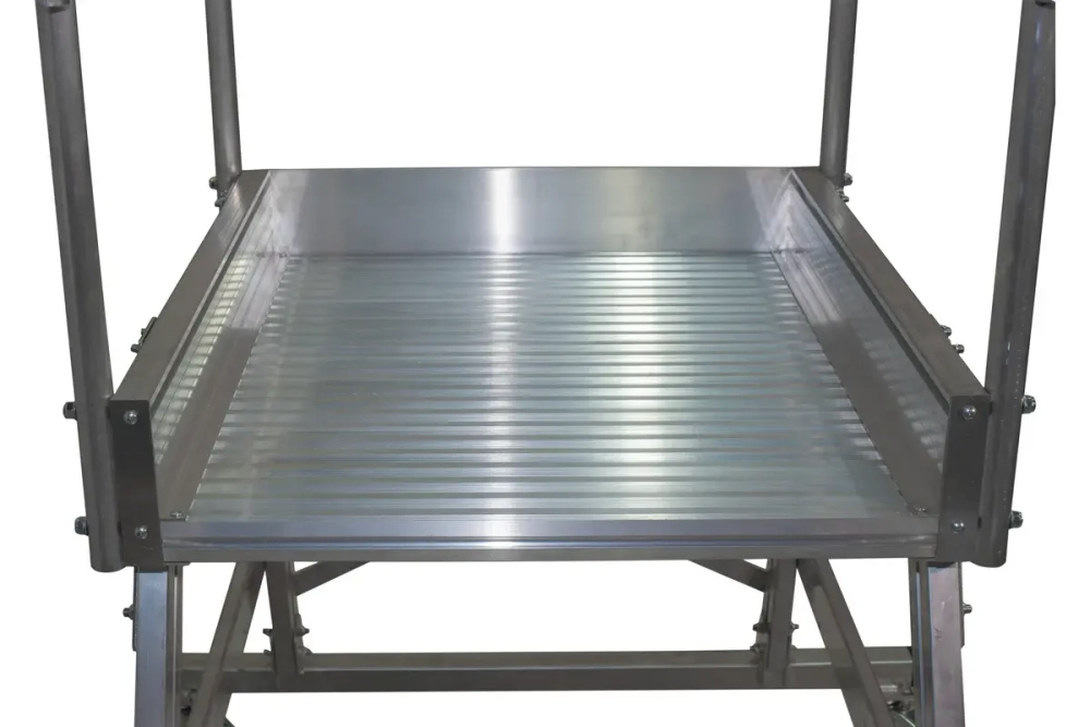 Лестница с площадкой 7 ступ.(820051)