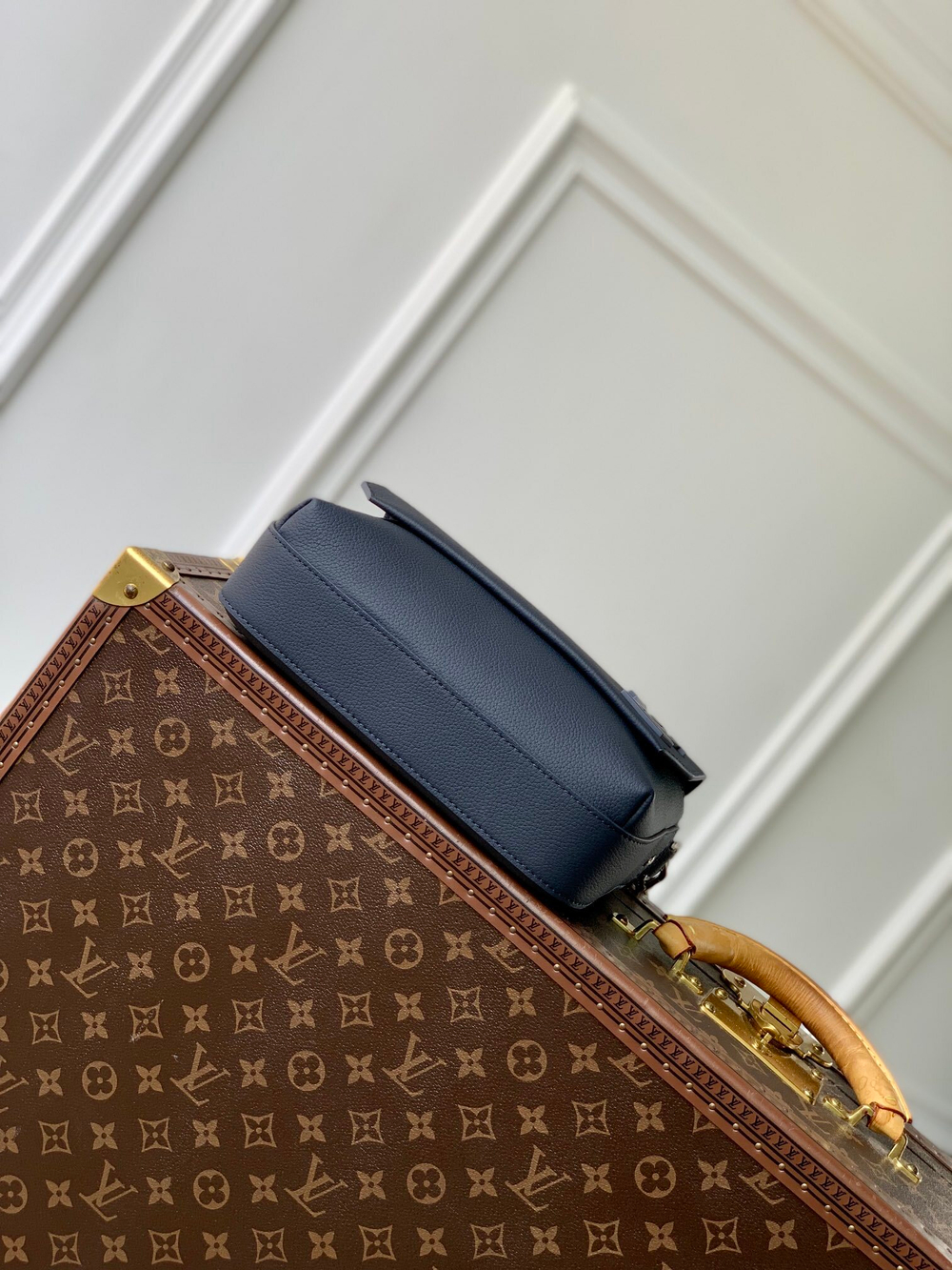 Louis Vuitton Fastline Messenger Bag