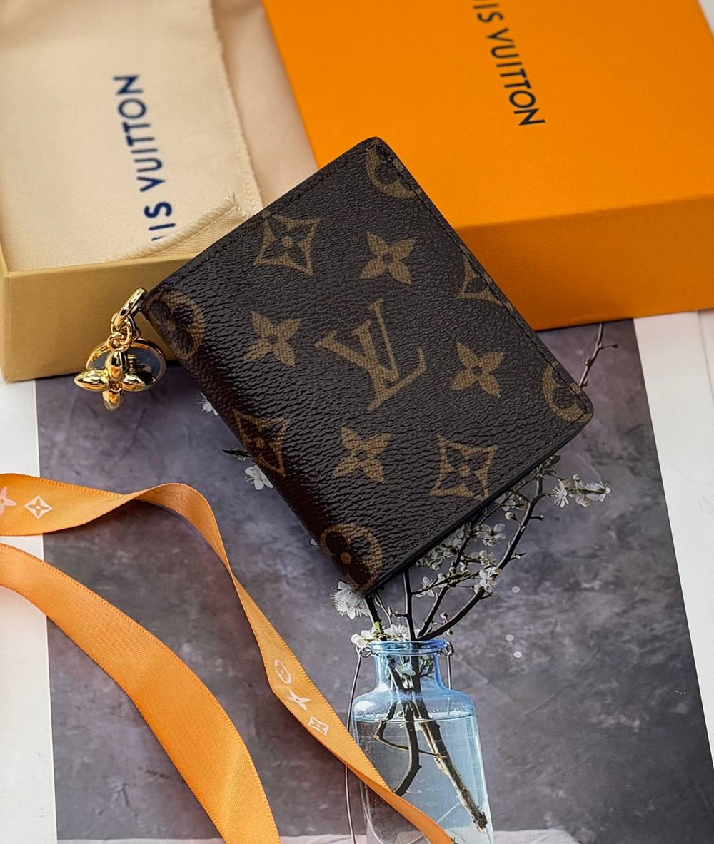 Кошелек Louis Vuitton