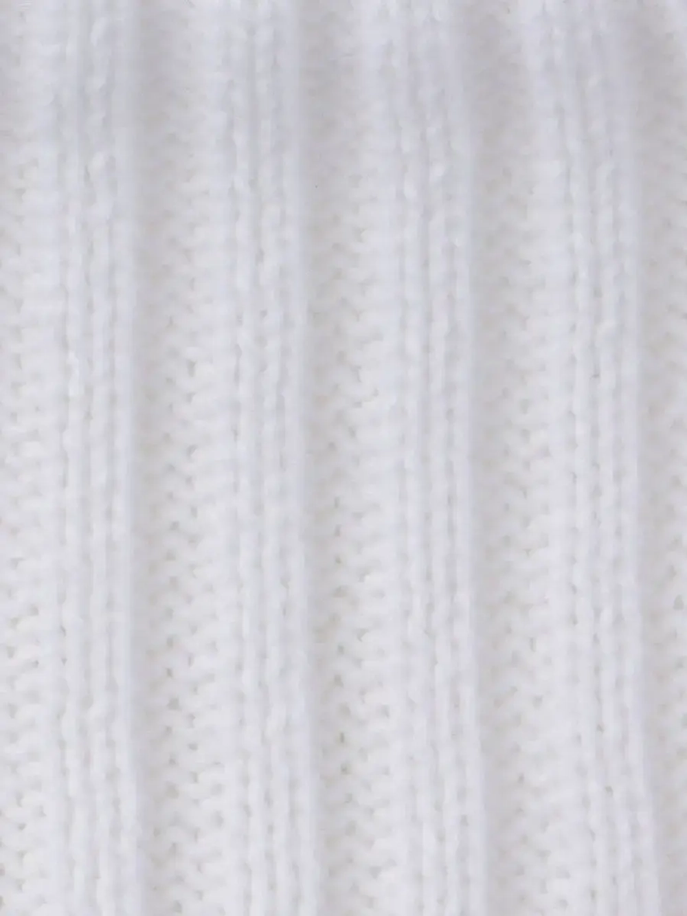 Шапка для девочки осенняя вязаная и снуд