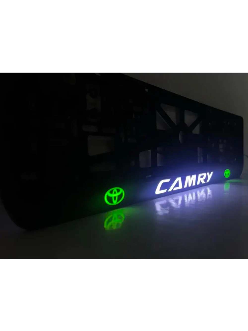Рамка для номера с подсветкой. GLOGO Camry.