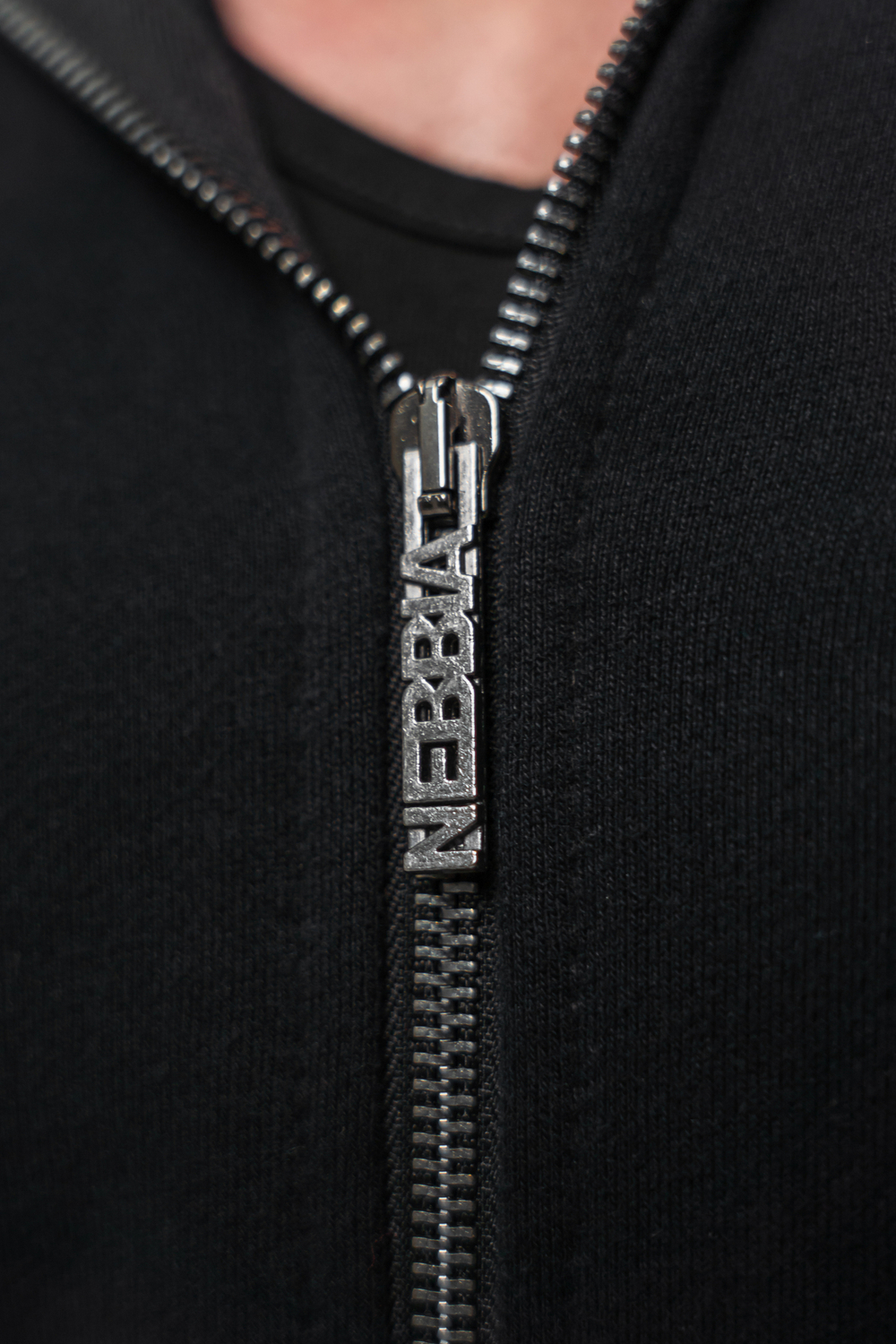 Толстовка на молнии LONG ZIP UP HOODIE BEYOND ORDINARY 707 Черная