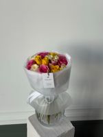 Букет из розы разных оттенков (35см) 15 шт