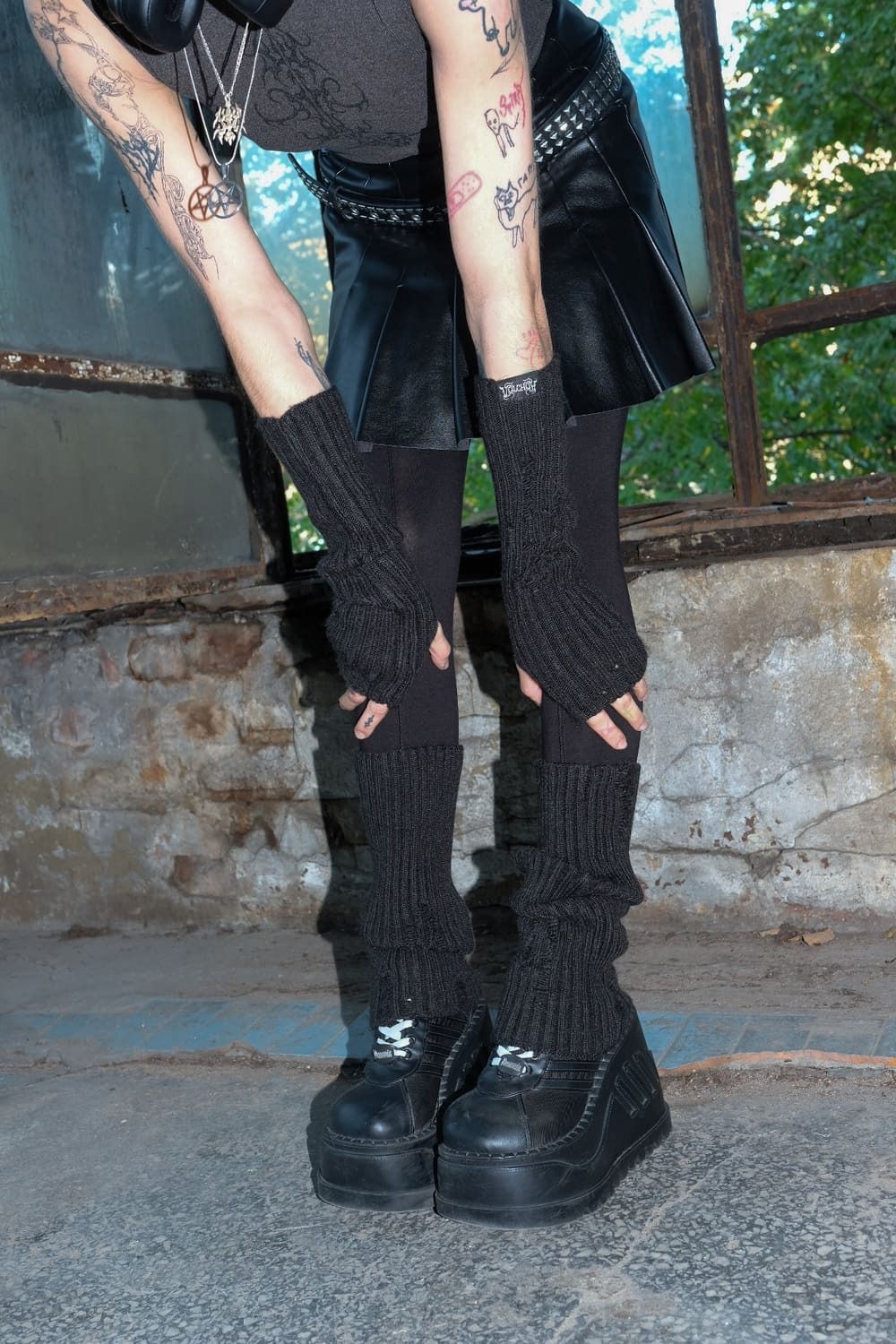 Митенки Волчок черные