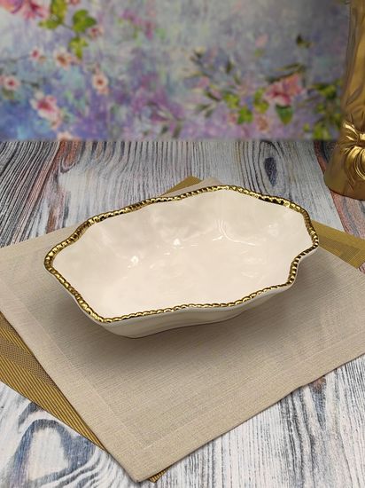 Блюдо фигурное глубокое 31х22х6,5 см. Бусины