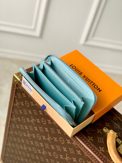 Louis Vuitton Zippy Wallet