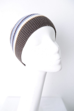 Шапка в полоску