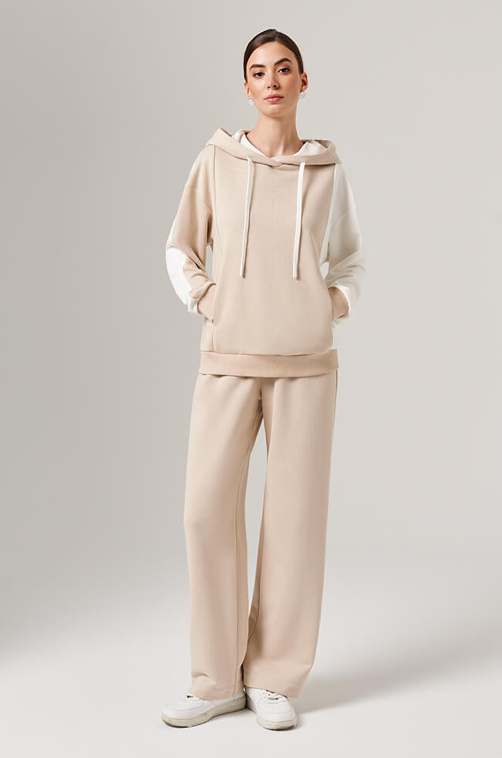 23151 Худи женский (бежевый / молочный)