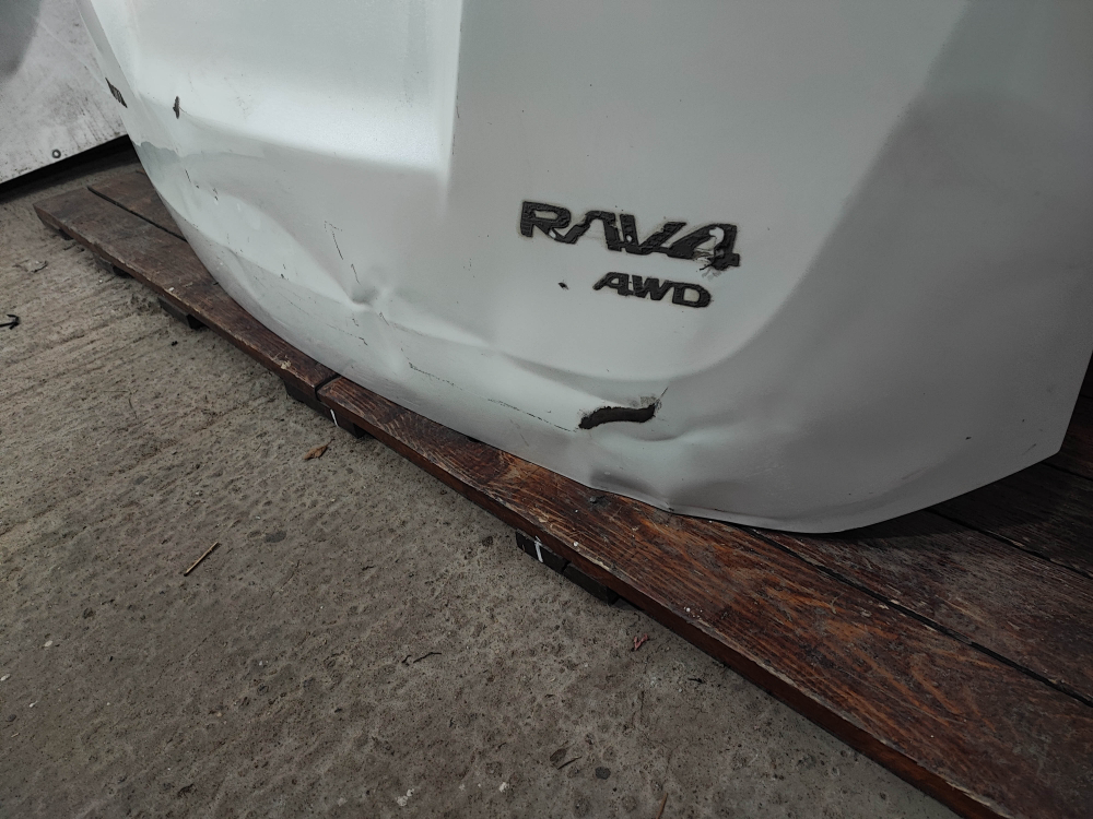 Крышка багажника Toyota RAV4 IV (XA40) 12-15 Б/У Оригинал 6700542460